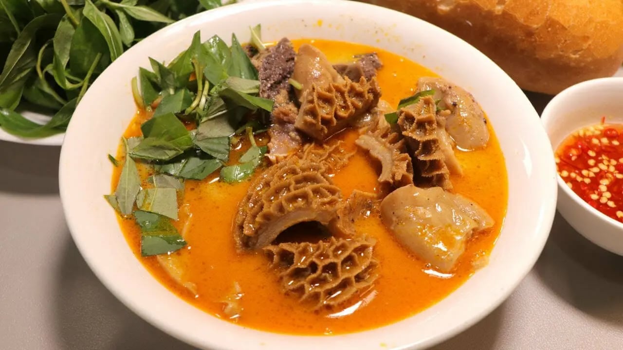 Bò phá lấu An Giang